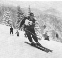 Norvežan Birger Ruud je bil odličen skakalec in tudi tekmovalce v smuku. Na ZOI leta 1936 je presenetljivo zmagal v smuku, zasedel veliko slabše mesto v slalomu, menda 9. in zasedel v kombinaciji 4. mesto, za las za kolajno.