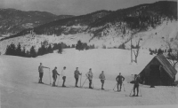 Badjurov tečaj na Senožetih pri Bohinjski Bistrici (Sport, 1921).