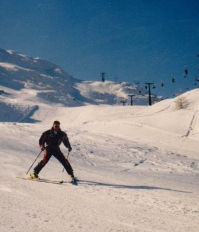 Andrej Miklavc – Miki ima med pluženjem palice vzporedno, kot pravi demonstrator (Vogel, marec 1996).