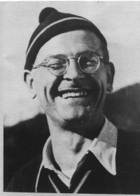 Profesor Marjan Jeločnik se je redkokdaj nasmehnil, ker je preresno dojemal smučanje tudi v prostem času.