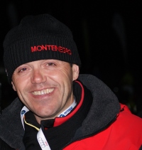 Profesor telesne vzgoje Dušan Videmšek, demonstrator in dolgoletni predsednik (1992 – 1999) in nato direktor ZVUTS 1999 – 2007) je leta 2011 na INTERSKI kongresu v St. Antonu pomagal z Alešem Lavričem Črnogorcem pri udeležbi in nastopu demonstratorske skupine.